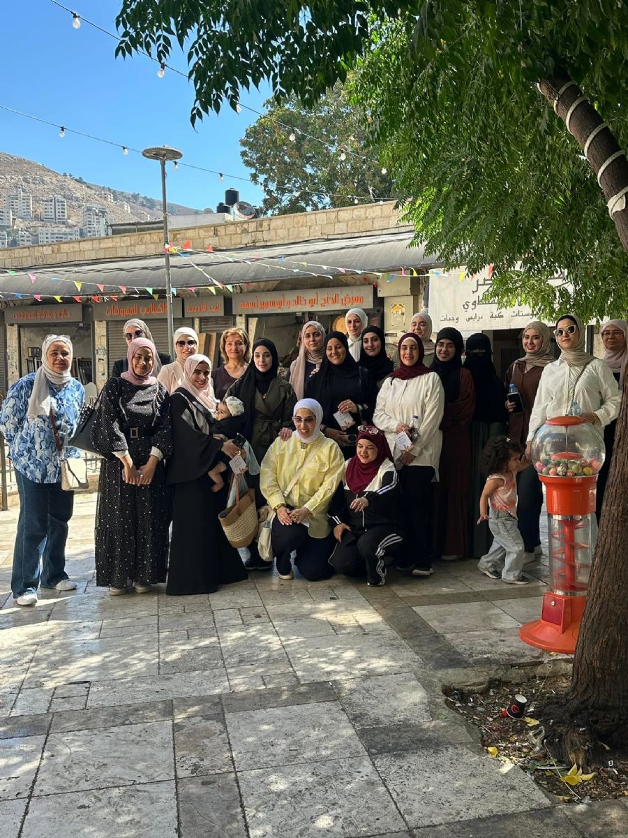 *�Yalla Azhari�... A Heritage Tour Combining Entrepreneurship with Nablus�s Identity*